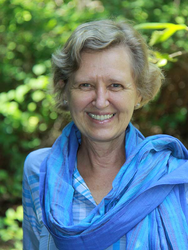 Ela Thole